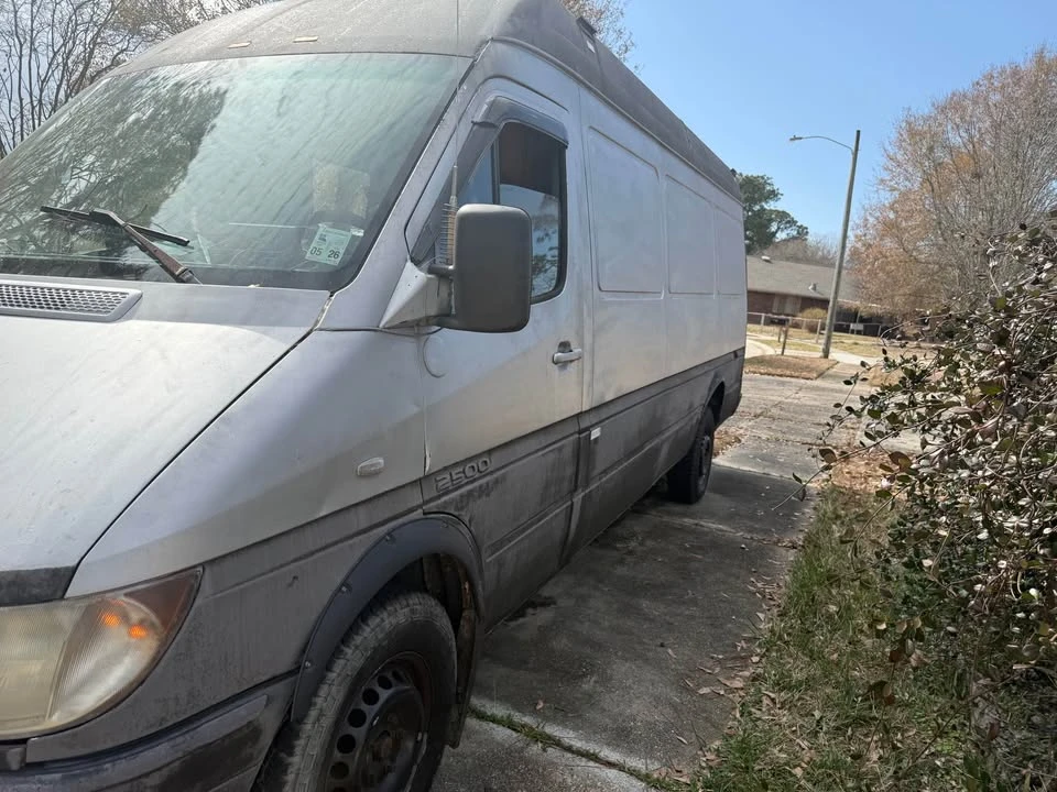 2004 Mercedes-Benz T1N Sprinter - Image 2 of 10