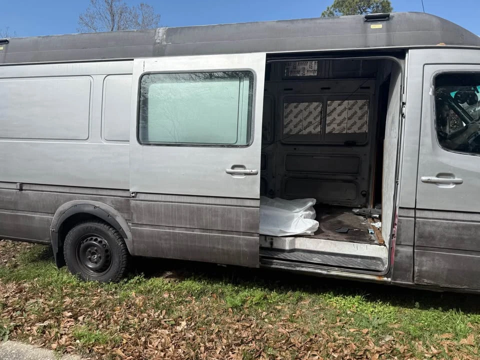 2004 Mercedes-Benz T1N Sprinter - Image 5 of 10