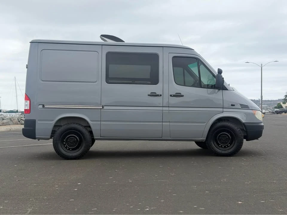 2004 Mercedes-Benz T1N Sprinter - Image 9 of 18