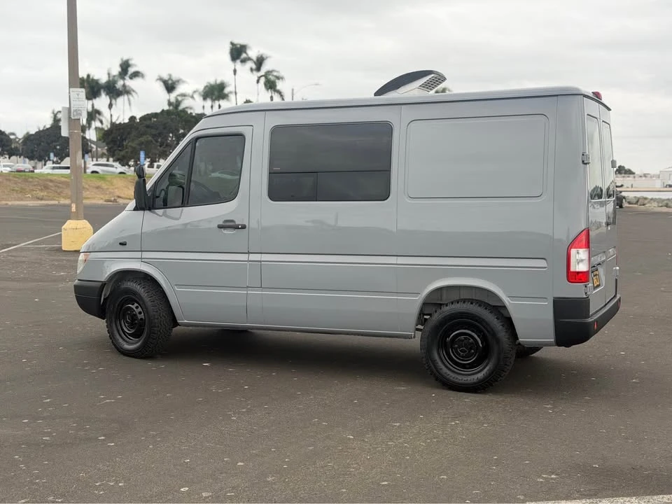2004 Mercedes-Benz T1N Sprinter - Image 8 of 18