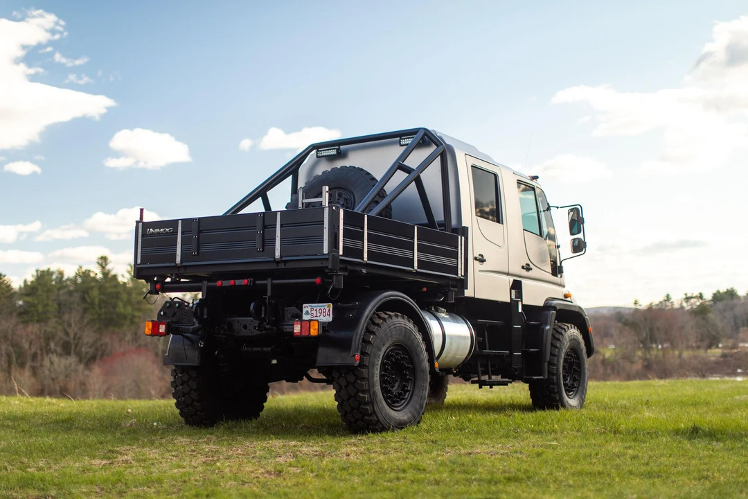 2004 Mercedes-Benz Unimog - Image 16 of 31
