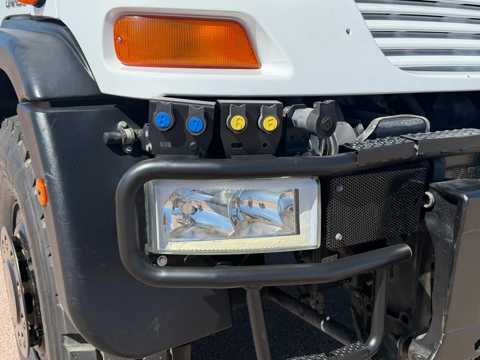 2004 Mercedes-Benz Unimog - Image 21 of 31