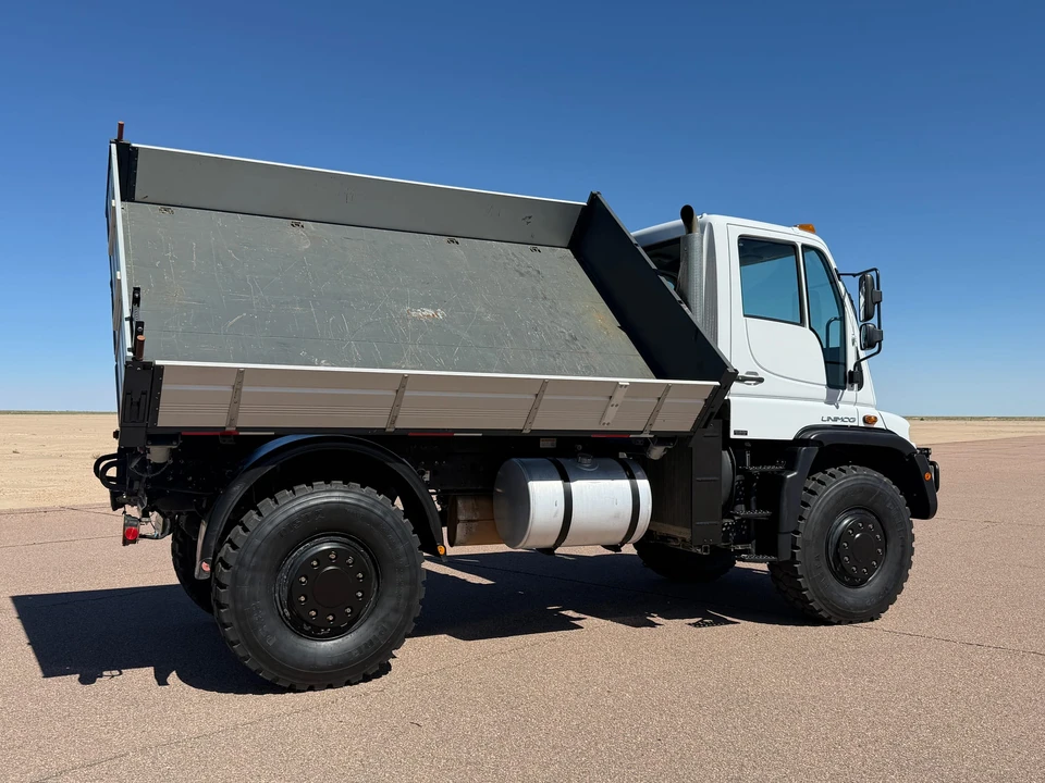 2004 Mercedes-Benz Unimog - Image 11 of 31