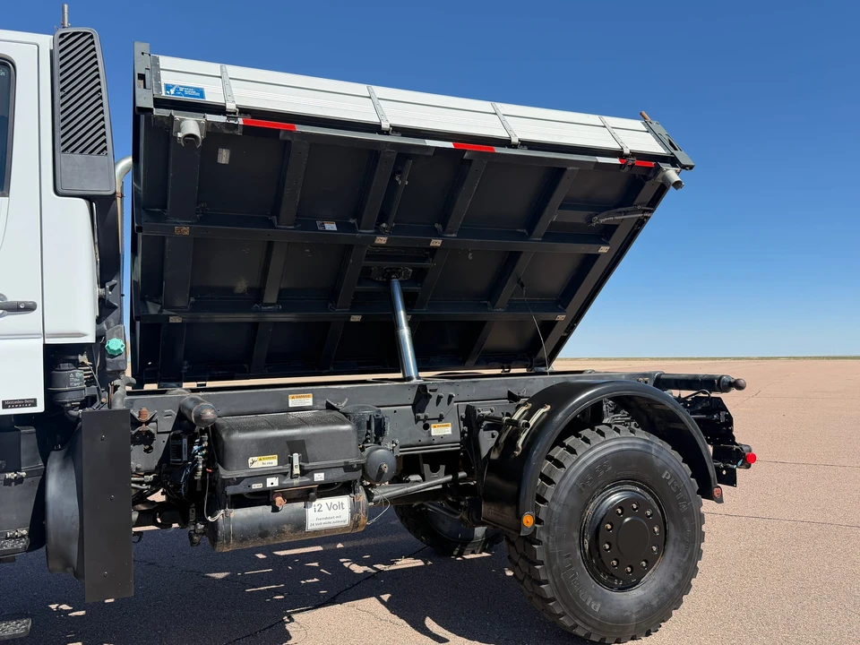 2004 Mercedes-Benz Unimog - Image 31 of 31