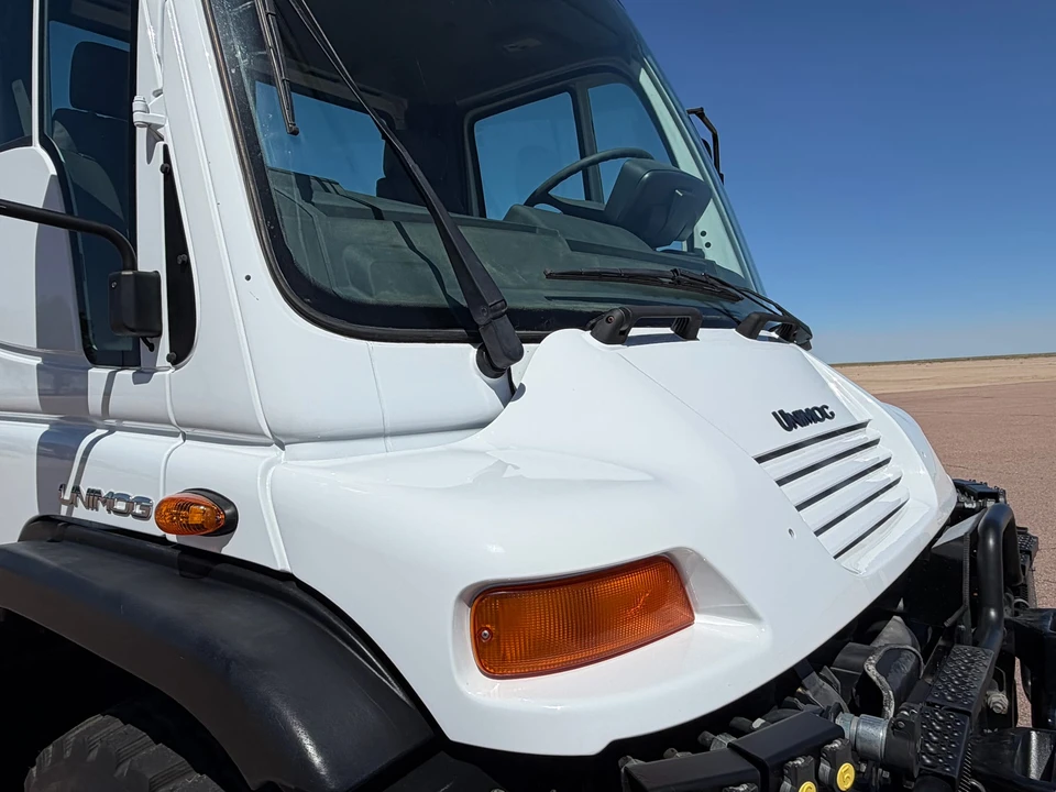 2004 Mercedes-Benz Unimog - Image 16 of 31