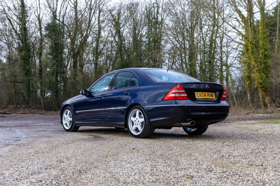 2004 Mercedes-Benz W203 C-Class - Image 17 of 30