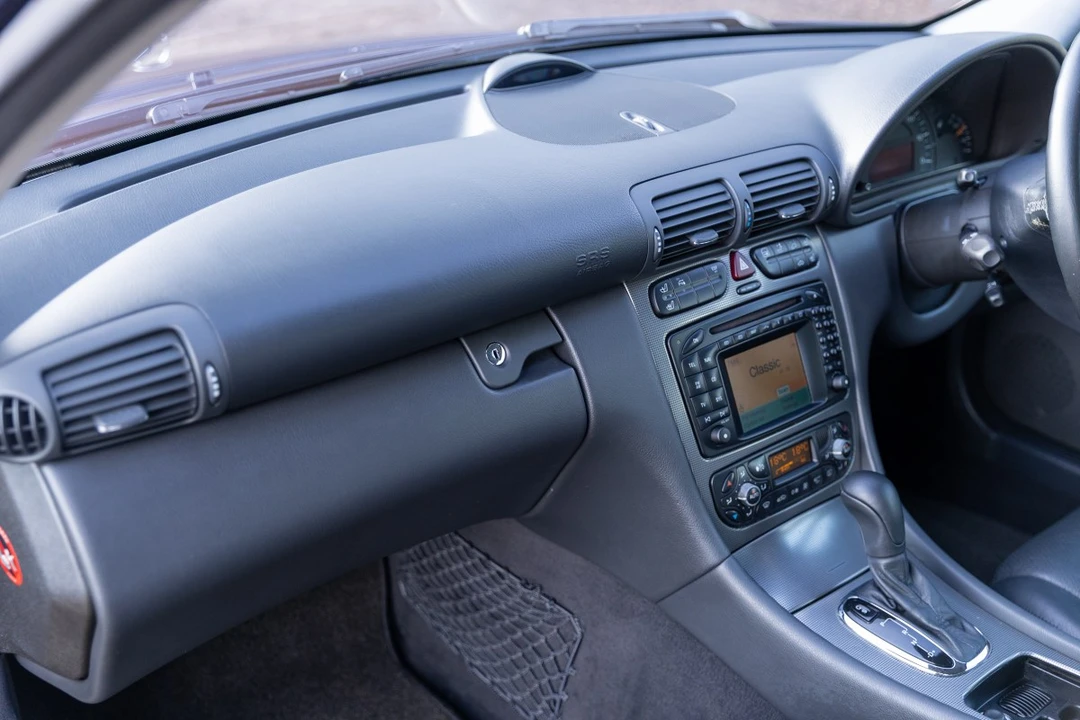 2004 Mercedes-Benz W203 C-Class - Image 26 of 30