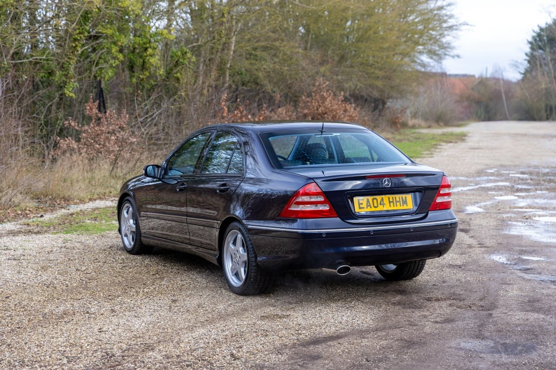 2004 Mercedes-Benz W203 C-Class - Image 25 of 30