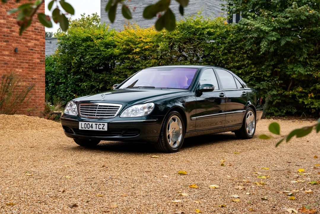 2004 Mercedes-Benz W220 S-Class - Image 2 of 30