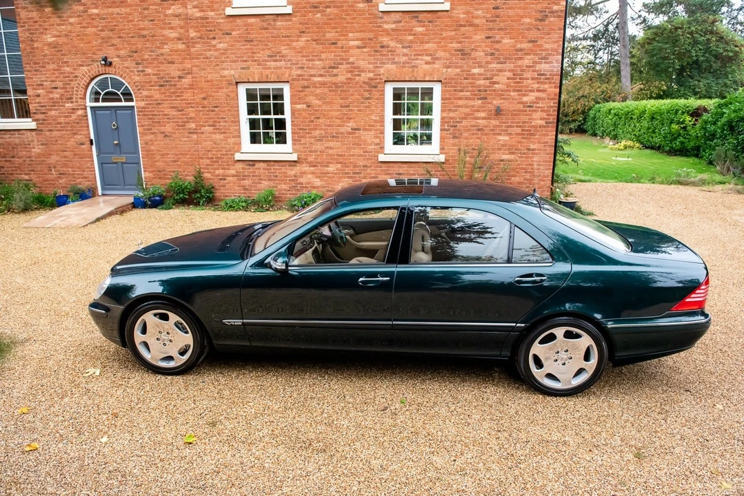 2004 Mercedes-Benz W220 S-Class - Image 10 of 30