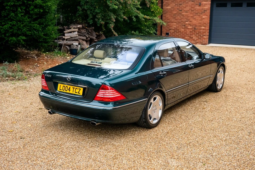 2004 Mercedes-Benz W220 S-Class - Image 17 of 30