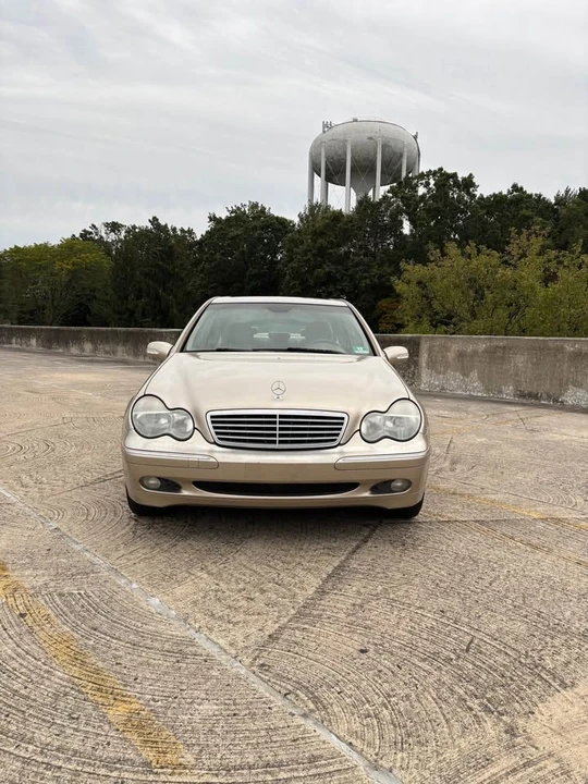 2004 Mercedes-Benz W203 C-Class - Image 2 of 12