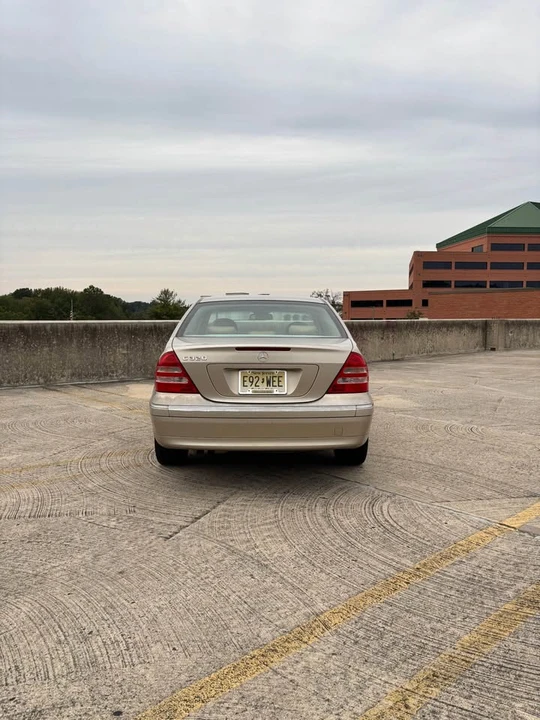 2004 Mercedes-Benz W203 C-Class - Image 6 of 12