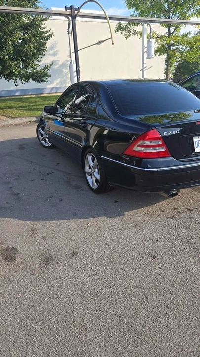 2004 Mercedes-Benz W203 C-Class - Image 3 of 4