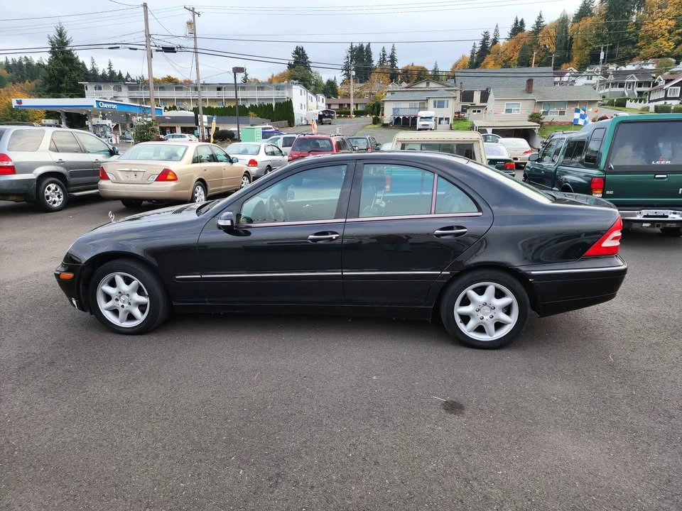 2004 Mercedes-Benz W203 C-Class - Image 2 of 5