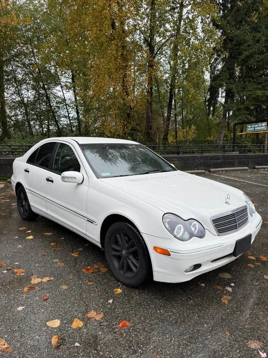 2004 Mercedes-Benz W203 C-Class - Image 3 of 16