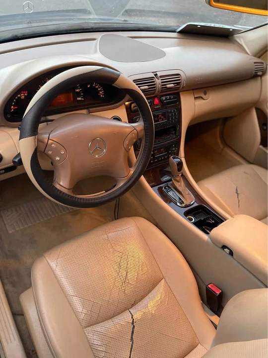 2004 Mercedes-Benz W203 C-Class - Image 12 of 13