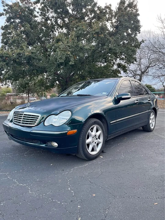 2004 Mercedes-Benz W203 C-Class - Image 2 of 13