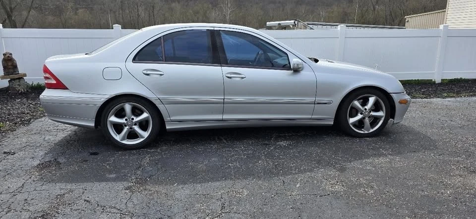 2004 Mercedes-Benz W203 C-Class - Image 8 of 19
