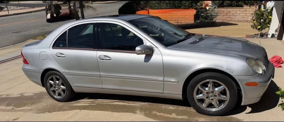 2004 Mercedes-Benz W203 C-Class - Image 2 of 6
