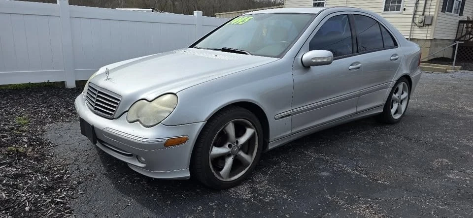 2004 Mercedes-Benz W203 C-Class - Image 2 of 19
