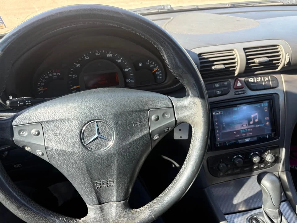 2004 Mercedes-Benz W203 C-Class - Image 12 of 20