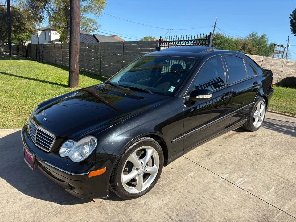 2004 Mercedes-Benz W203 C-Class - Image 2 of 20
