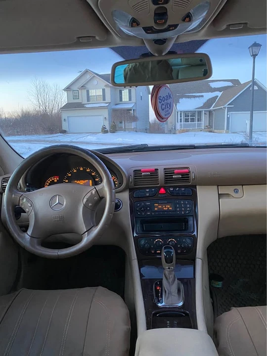 2004 Mercedes-Benz W203 C-Class - Image 12 of 20