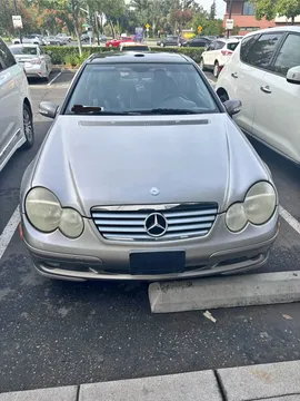2004 Mercedes-Benz C-Class 320