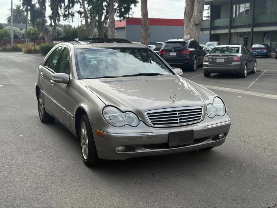 2004 Mercedes-Benz W203 C-Class - Image 3 of 9
