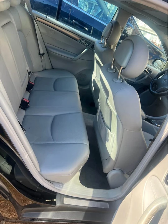 2004 Mercedes-Benz W203 C-Class - Image 6 of 20
