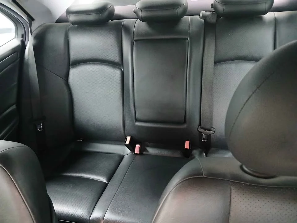 2004 Mercedes-Benz W203 C-Class - Image 11 of 13