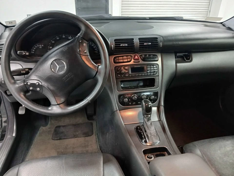 2004 Mercedes-Benz W203 C-Class - Image 8 of 13