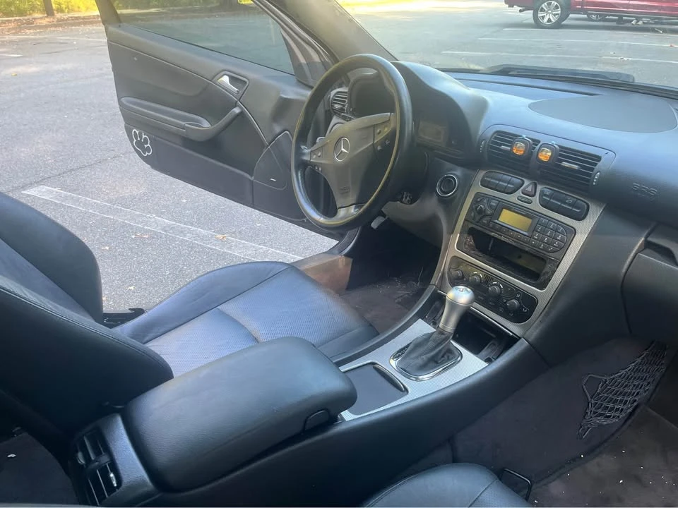2004 Mercedes-Benz W203 C-Class - Image 16 of 18