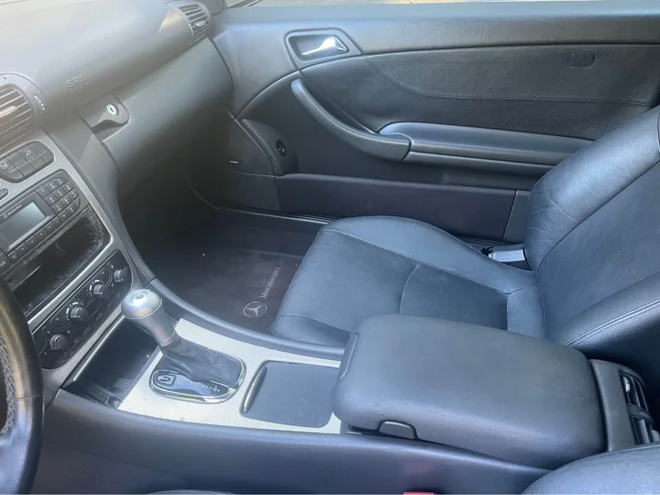 2004 Mercedes-Benz W203 C-Class - Image 11 of 17