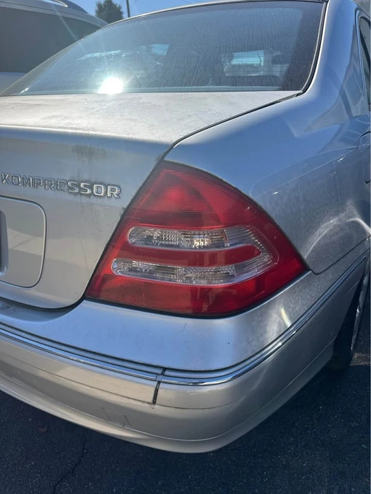 2004 Mercedes-Benz W203 C-Class - Image 5 of 14