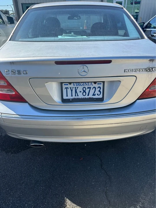 2004 Mercedes-Benz W203 C-Class - Image 8 of 14
