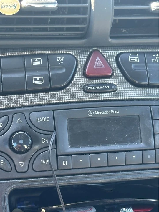 2004 Mercedes-Benz W203 C-Class - Image 10 of 14