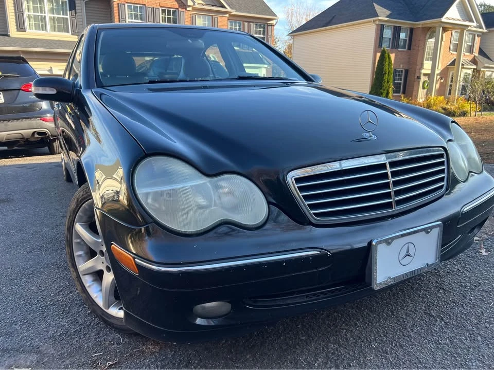 2004 Mercedes-Benz W203 C-Class - Image 3 of 17