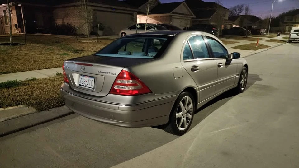 2004 Mercedes-Benz W203 C-Class - Image 2 of 6