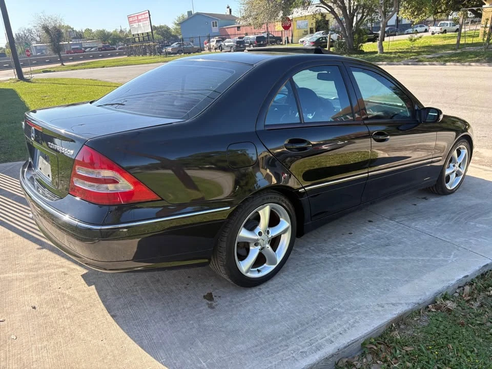 2004 Mercedes-Benz W203 C-Class - Image 3 of 20