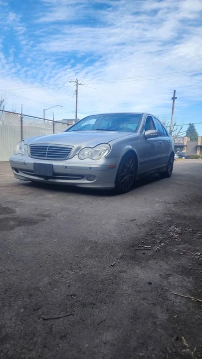 2004 Mercedes-Benz W203 C-Class - Image 2 of 8