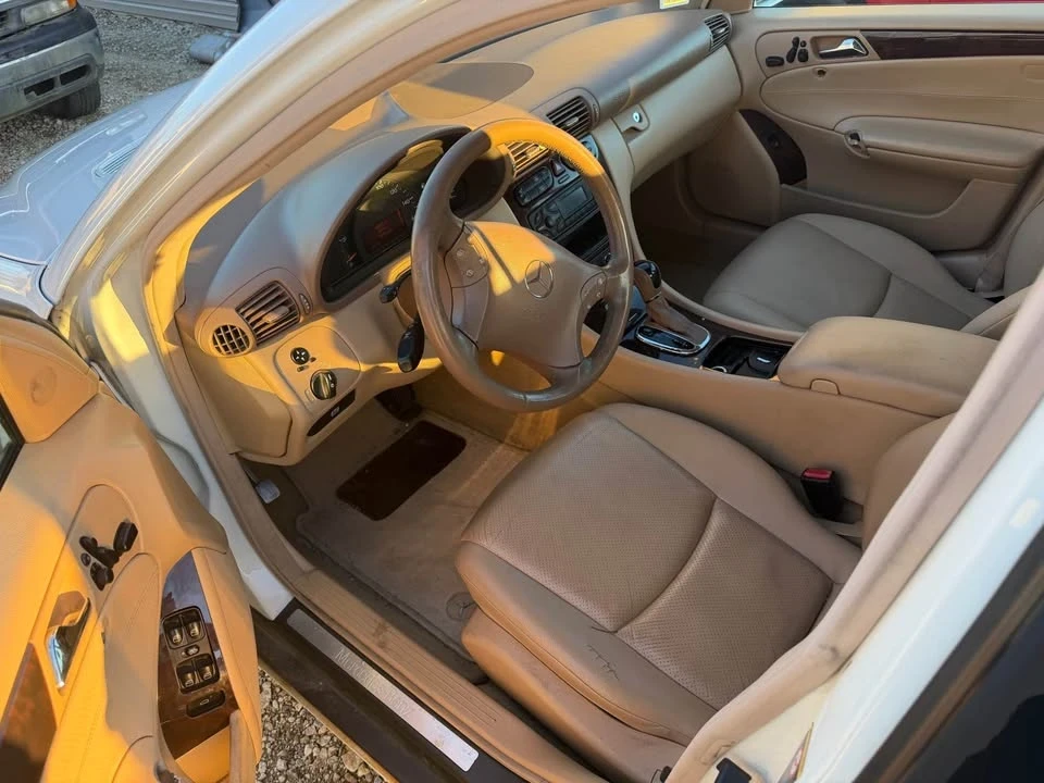 2004 Mercedes-Benz W203 C-Class - Image 6 of 10