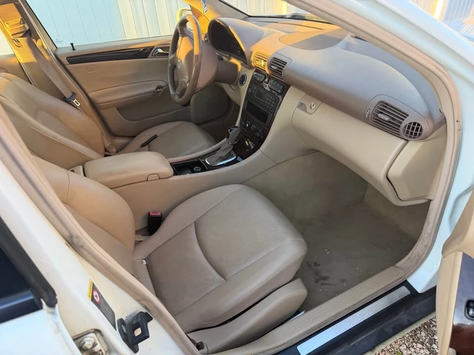 2004 Mercedes-Benz W203 C-Class - Image 7 of 10