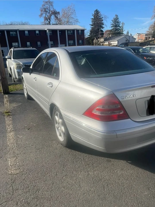 2004 Mercedes-Benz W203 C-Class - Image 7 of 10