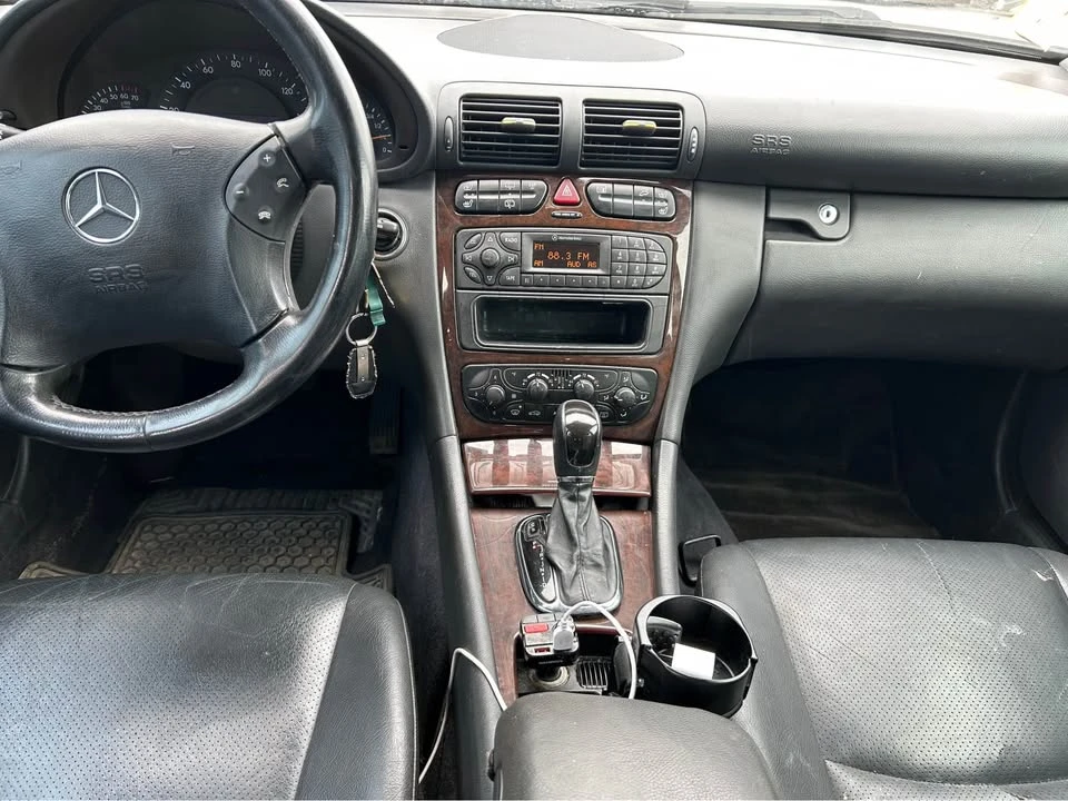 2004 Mercedes-Benz W203 C-Class - Image 10 of 11
