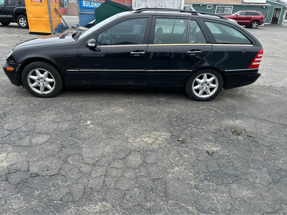2004 Mercedes-Benz W203 C-Class - Image 2 of 11