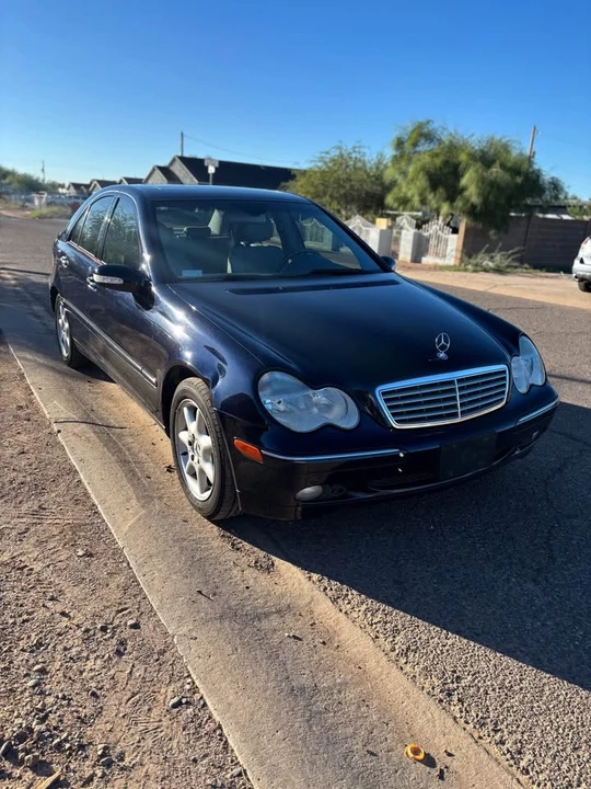 2004 Mercedes-Benz W203 C-Class - Image 2 of 12