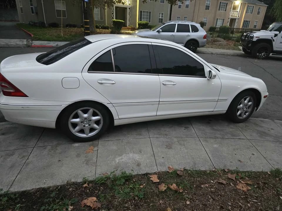 2004 Mercedes-Benz W203 C-Class - Image 2 of 5