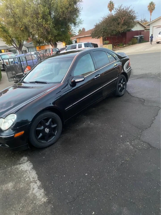 2004 Mercedes-Benz W203 C-Class - Image 3 of 6